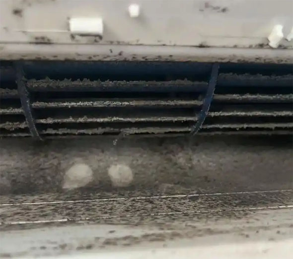 霍林郭勒空调吹的风有股烧焦味是怎么回事